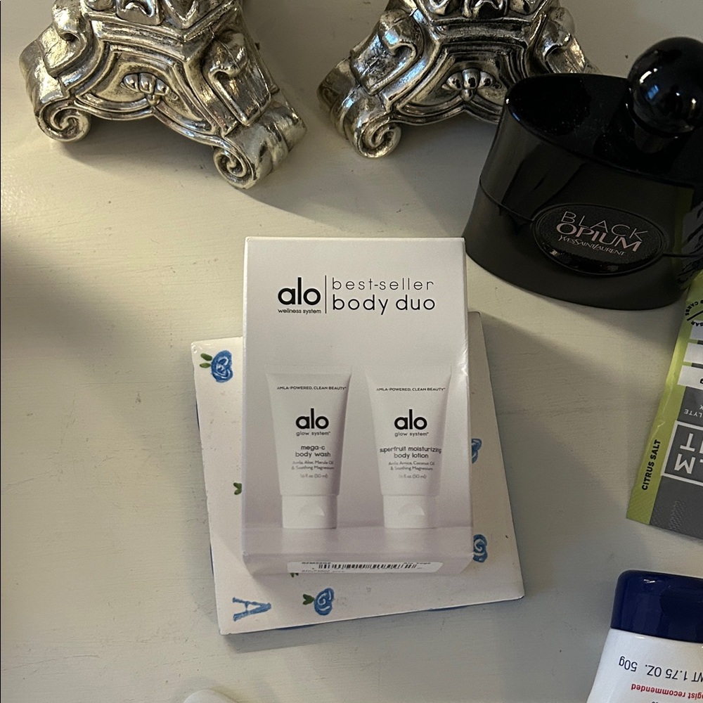 ALO Yoga White Body Wash Duo
